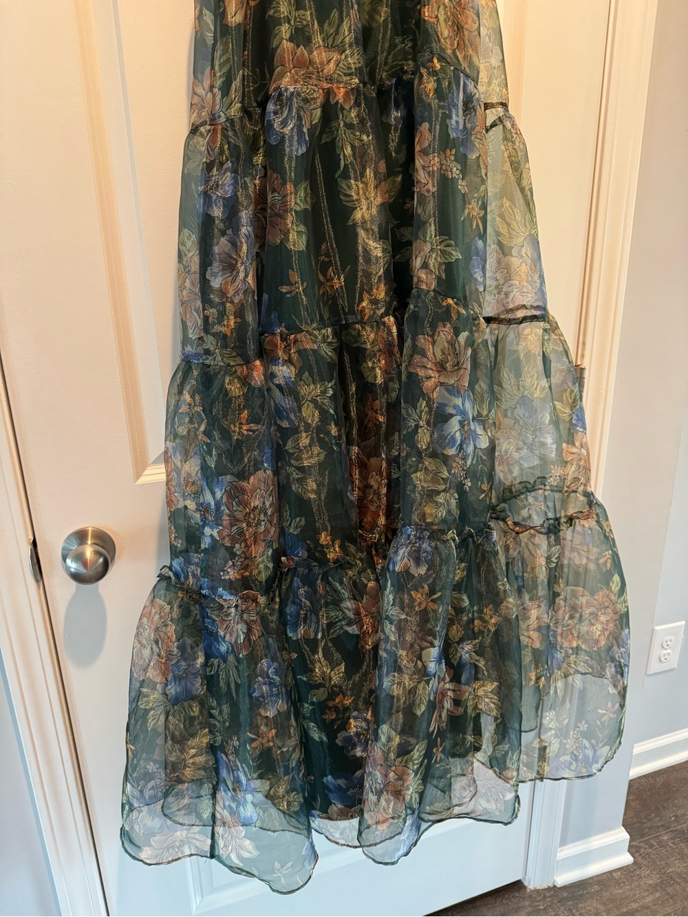 Floral Green Tiered Maxi Dress - Picture 10 of 11